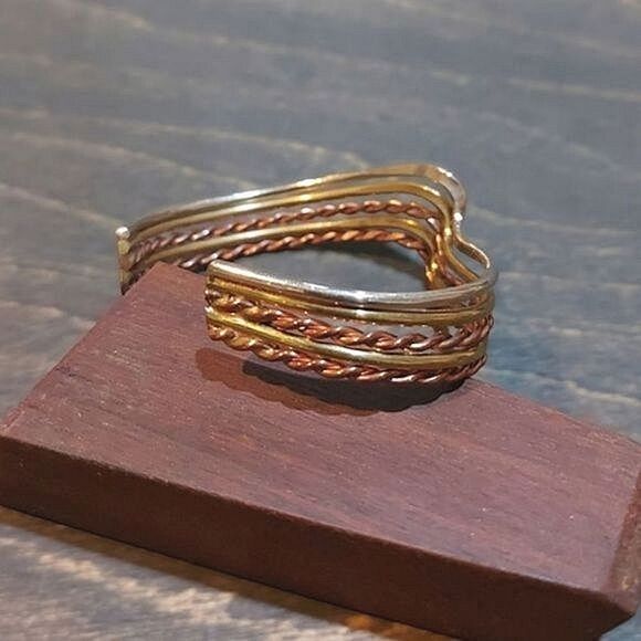 Vtg mixed metal wire cuff bracelet - Picture 3 of 9